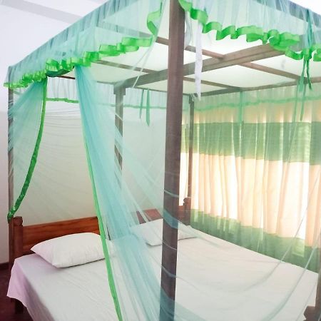 Sheen Holiday Resort Тангалла Экстерьер фото